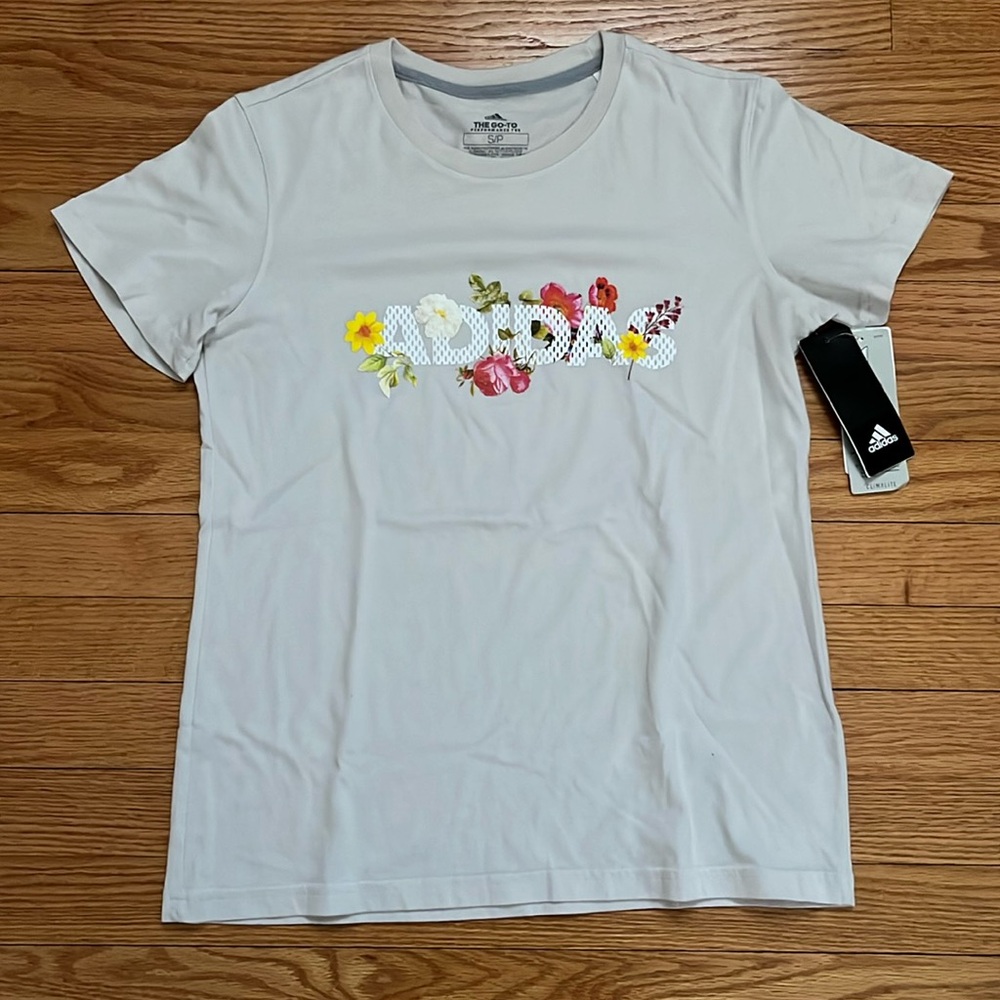 Adidas women’s t-shirt